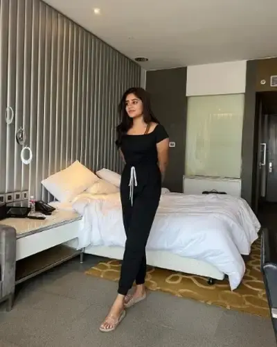 Call Girls Mumbra Cash On Delivery